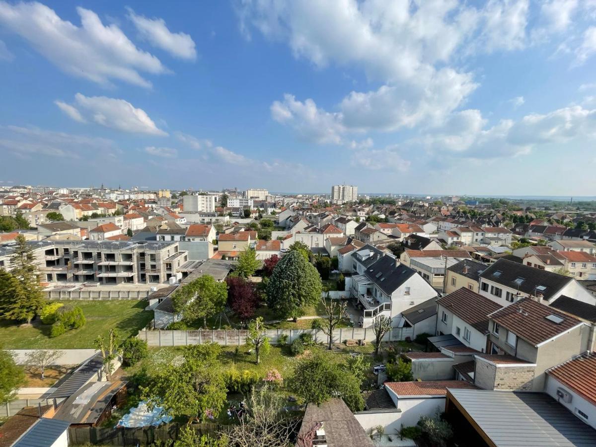 Brossolette Appartement T2 Spacieux Et Lumineux Balcon Vue Degagee Reims Exterior foto